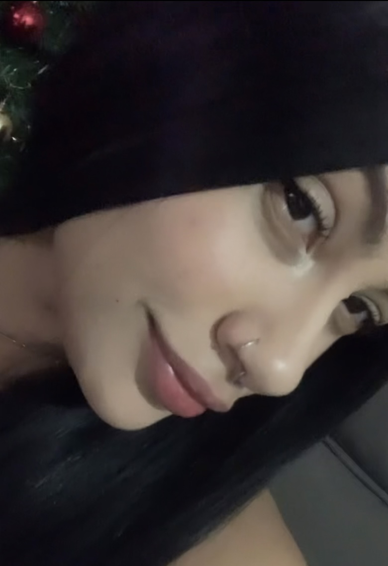 analuaa1👑🦋 Chamet profile