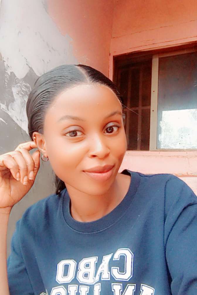 Simi Sola pretty 😍 Chamet profile