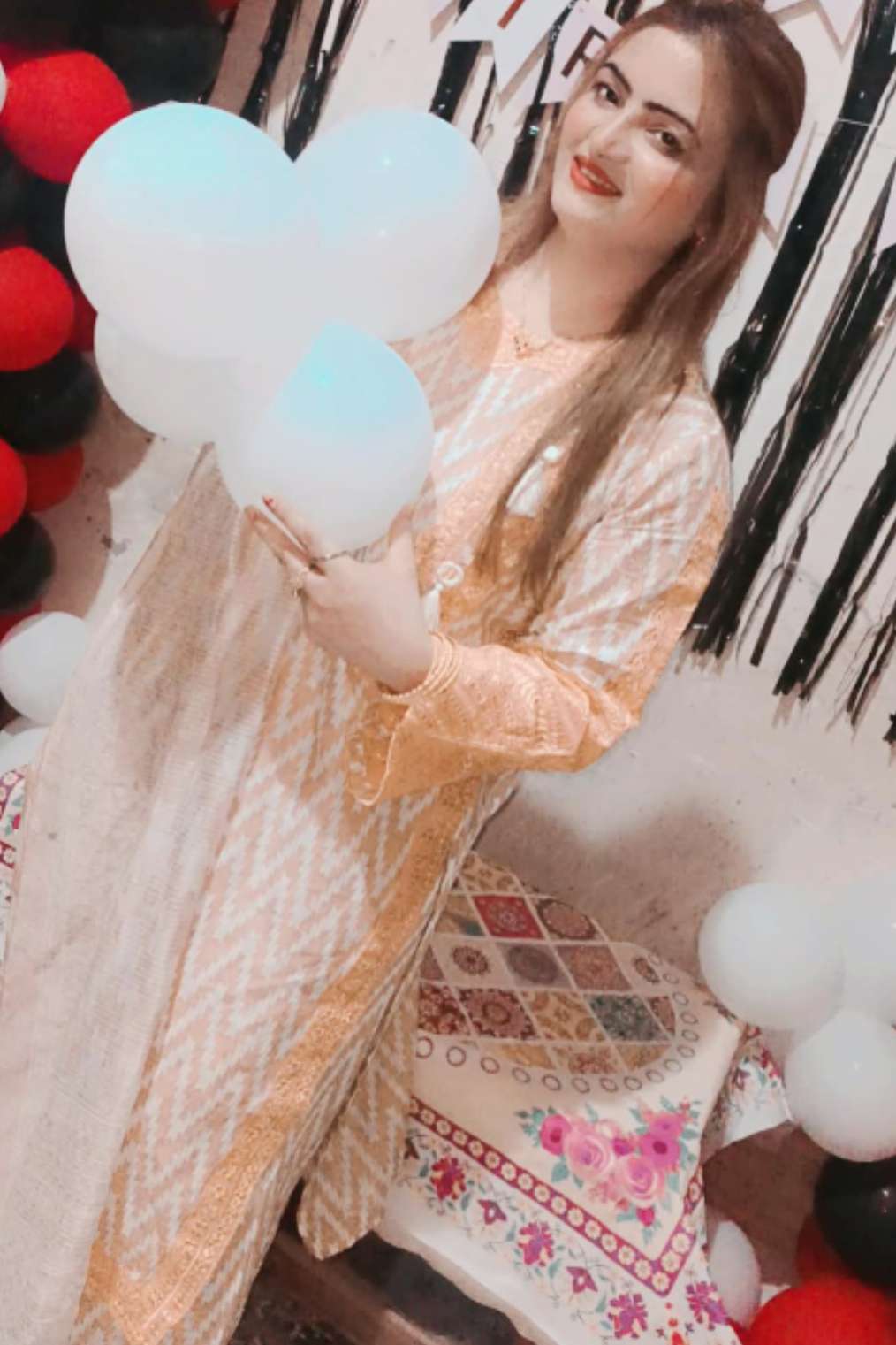 Afshanshahzadi Chamet profile