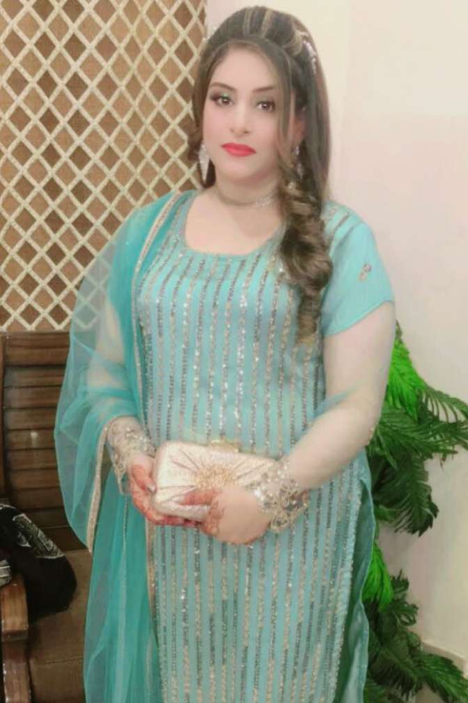 kashmiri❤❤kuri Chamet profile