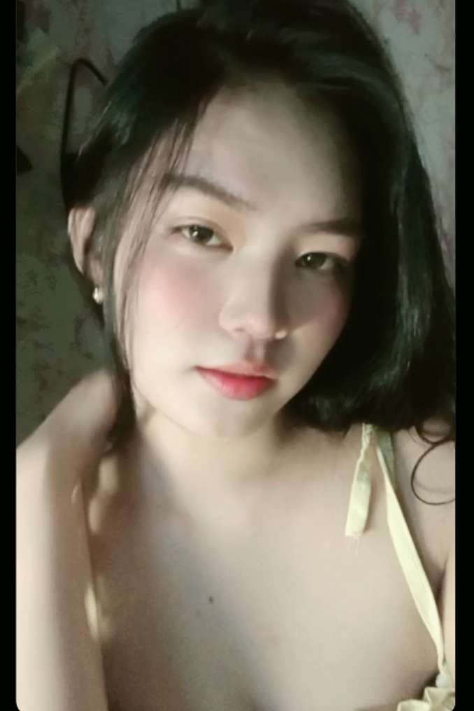 𝚄𝚌⃝⚡𝑚𝑜𝑜𝑛°°°🌙 Chamet profile