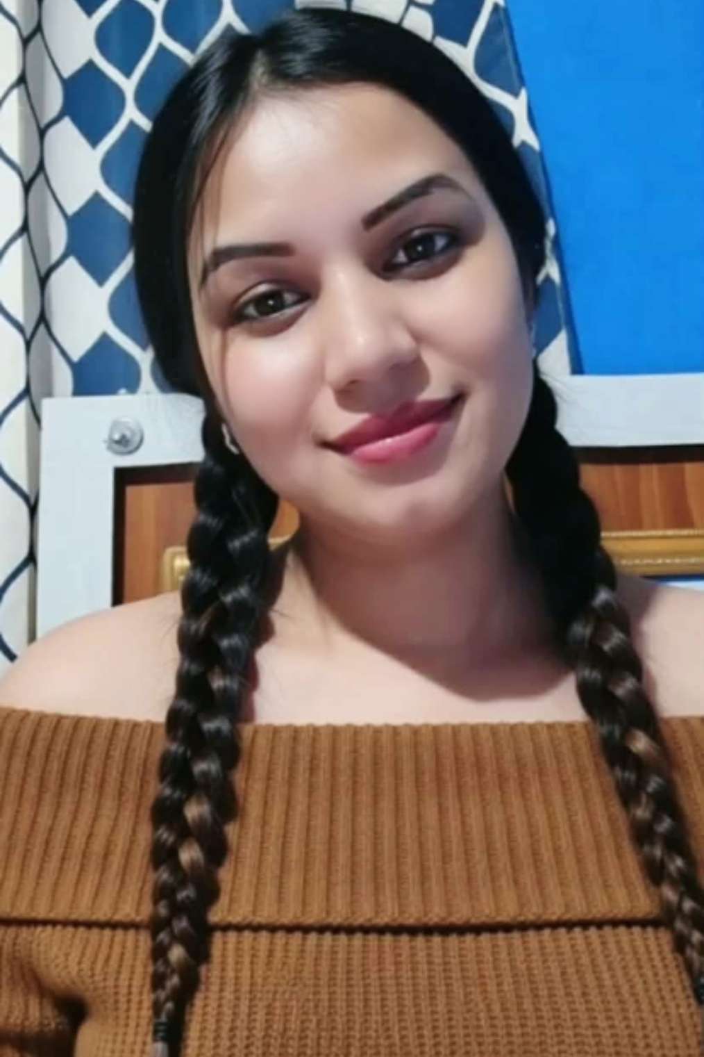 🦋Ashmi Chamet profile