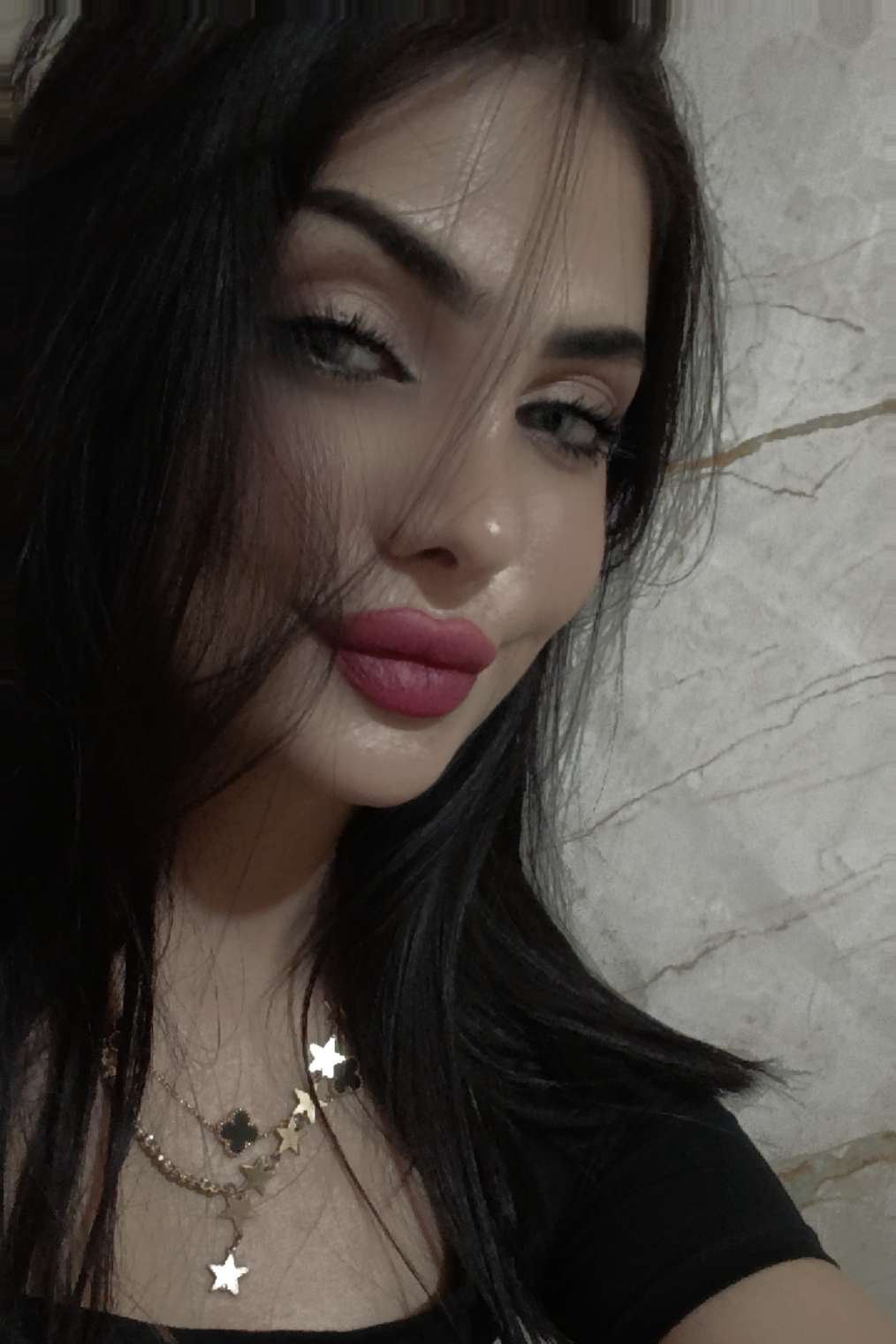 Cover for كريستينا😎❤️