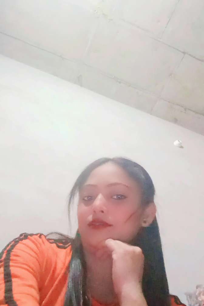 Contact-sheet preview of 💕🥰trishu🥰💕's Chamet recording