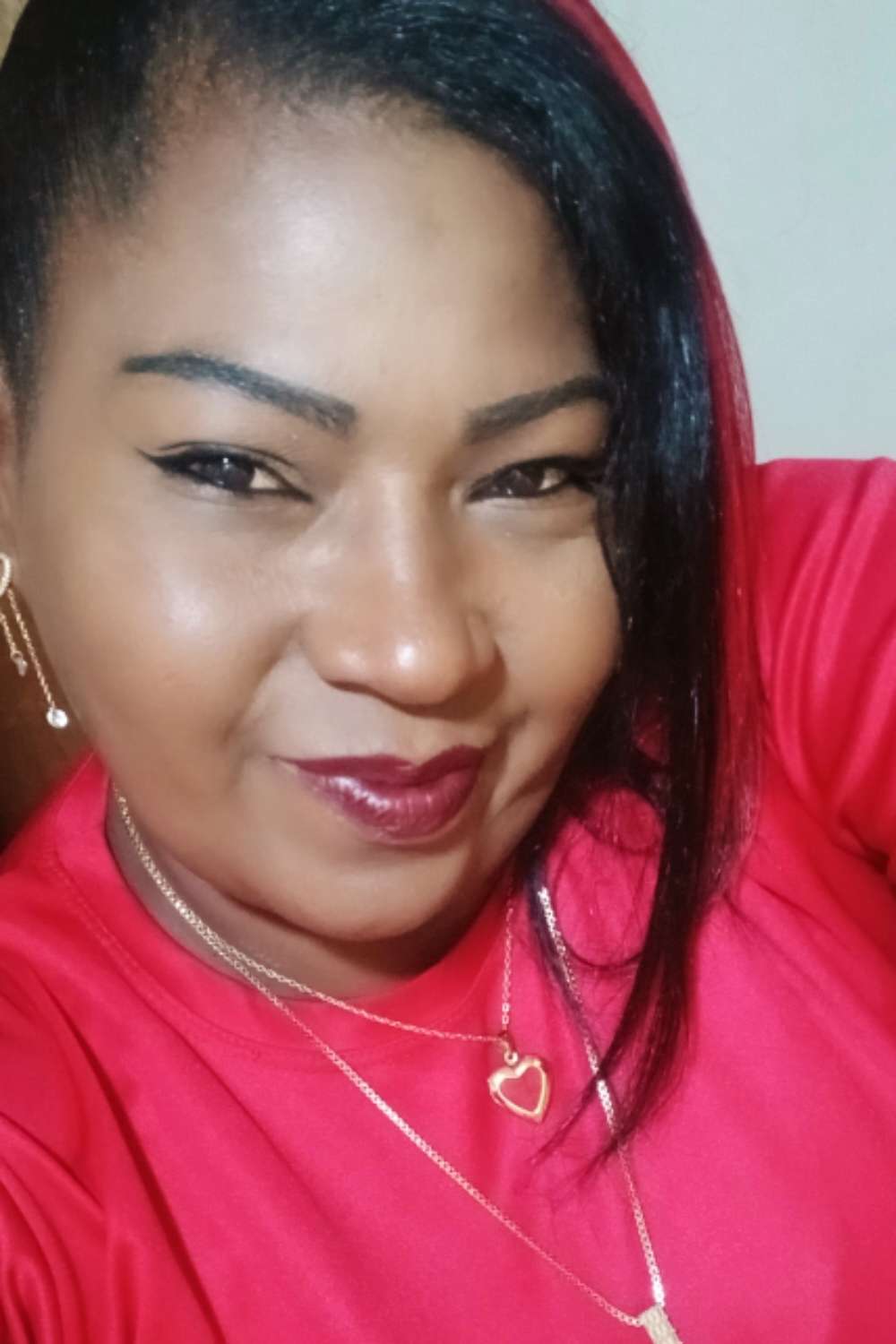 canela😘😘😘🥰😍😚😃 Chamet profile